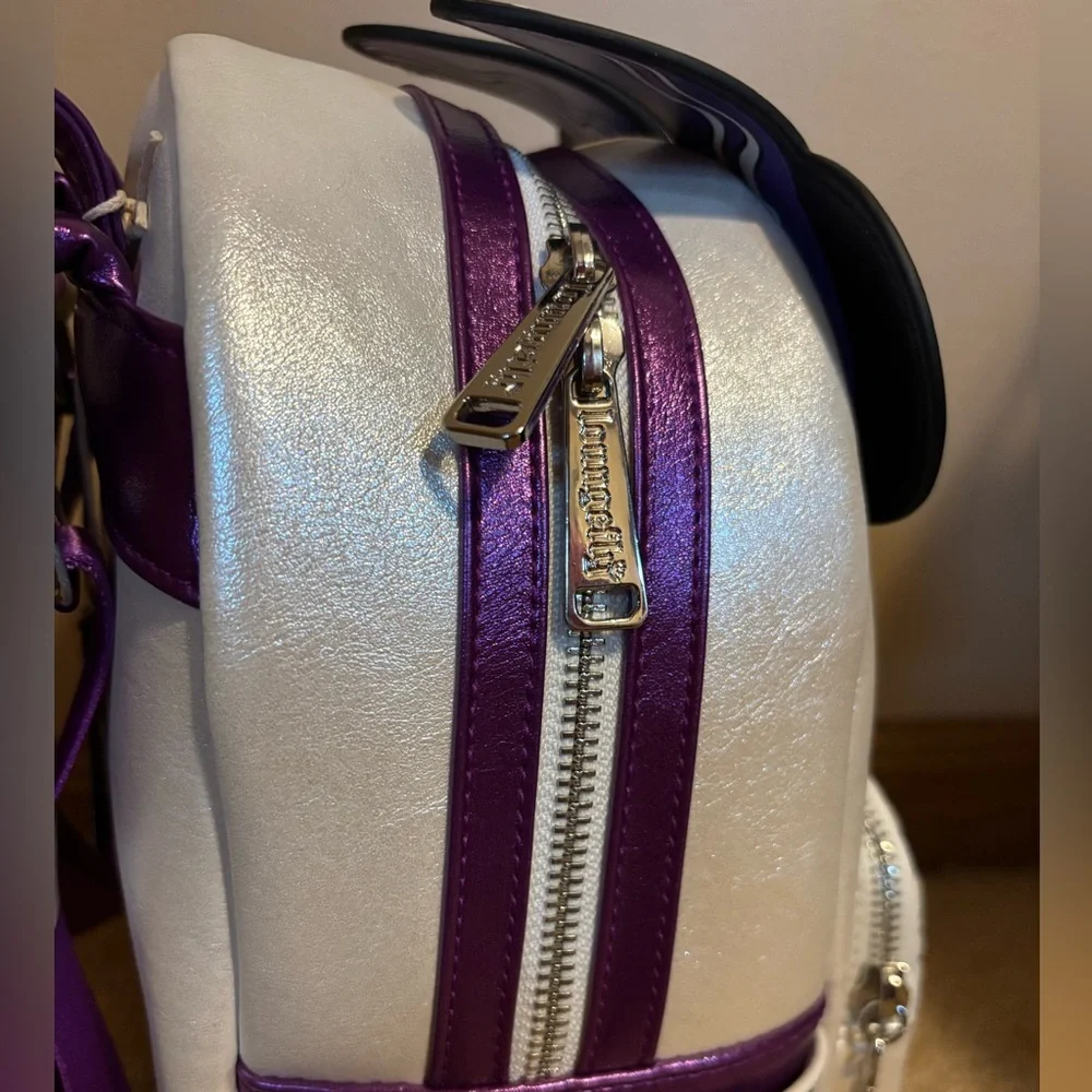 Loungefly Disney Minnie Mouse Bride Frankenstein Glow in the Dark Mini Backpack - Picture 6 of 13